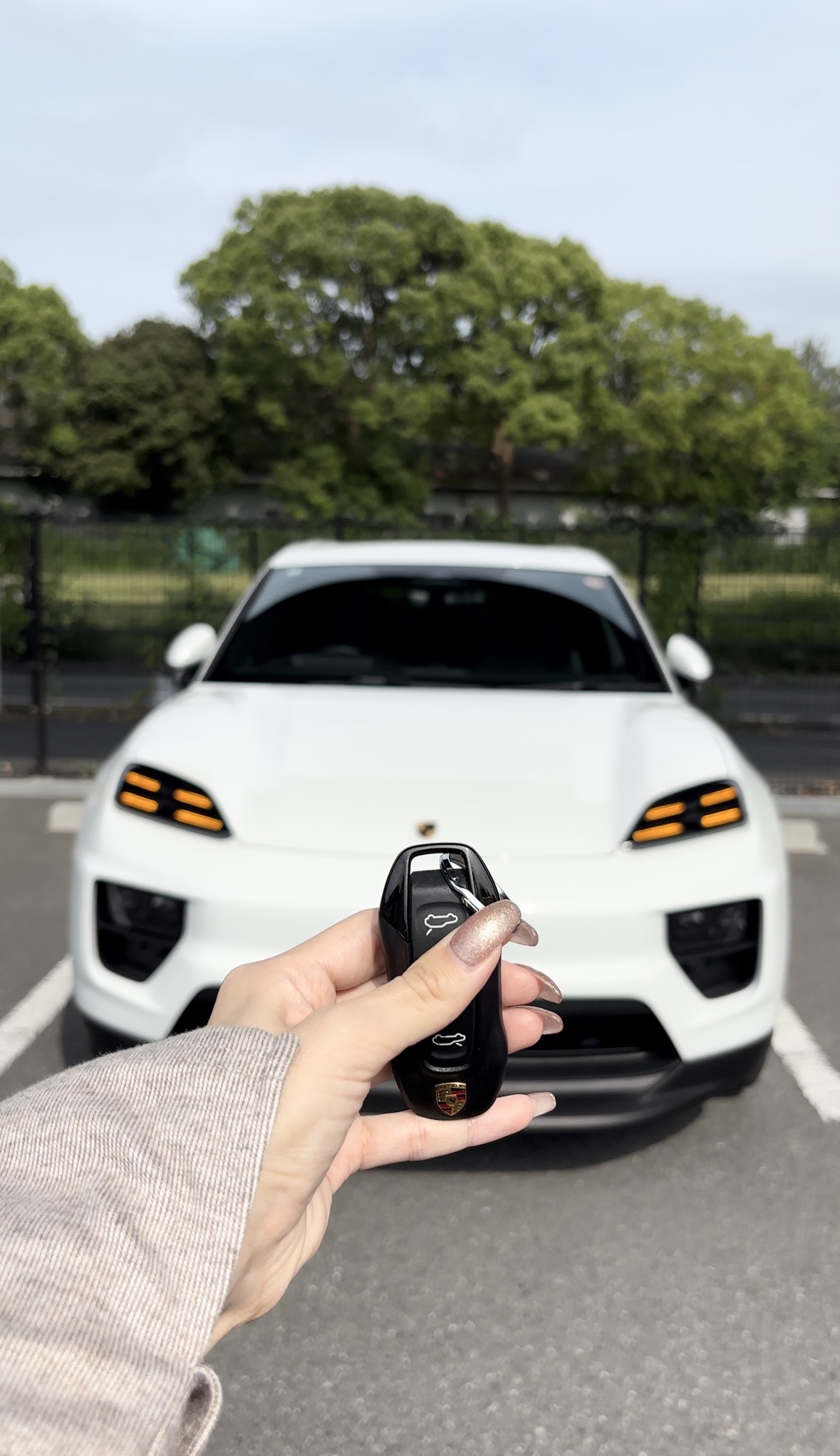 白い車とあまねの日常